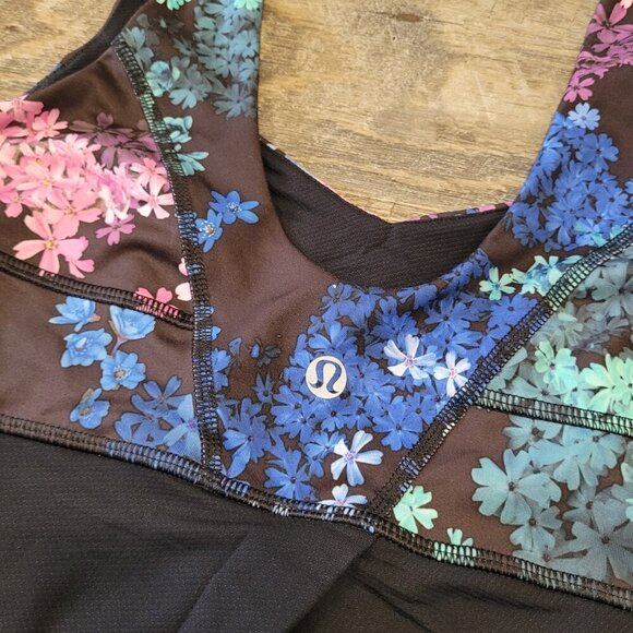NWT LULULEMON | Tame Me Tank Top Petal Pop Floral | Sz. 4 - Picture 13 of 13